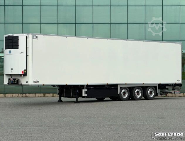 Reefer semitrailer CHEREAU N/A CSD3 THERMO KING A-360 DHOLLANDIA 270 CM HOO