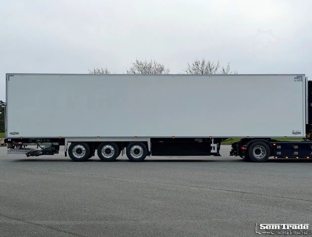 Reefer semitrailer CHEREAU N/A CSD3 THERMO KING A-360 DHOLLANDIA 270 CM HOO