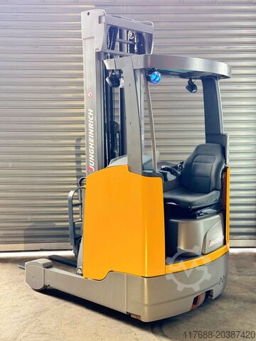 Schubmaststapler Jungheinrich ETV 214 - Service Neu - Batterie 82% - Garantie