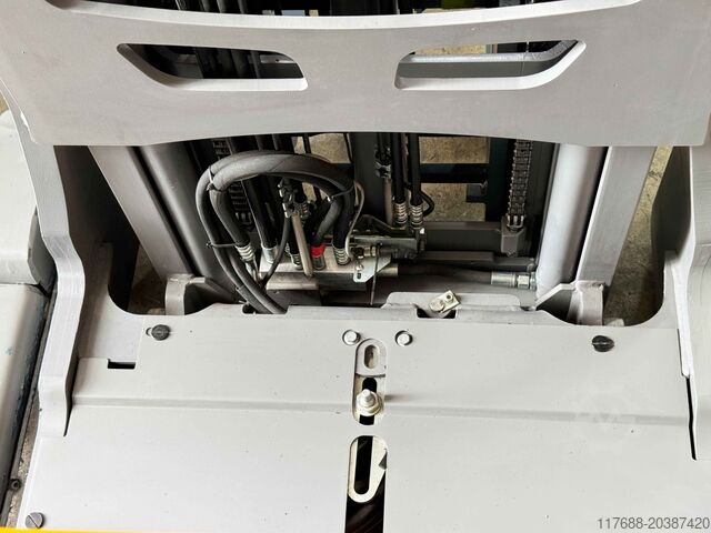 Schubmaststapler Jungheinrich ETV 214 - Service Neu - Batterie 82% - Garantie