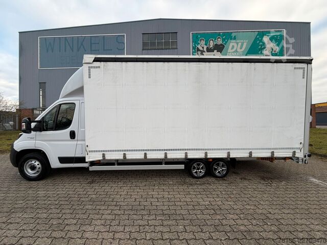 Curtain sider van FIAT Ducato Plane Tandemachse 3 Achsen