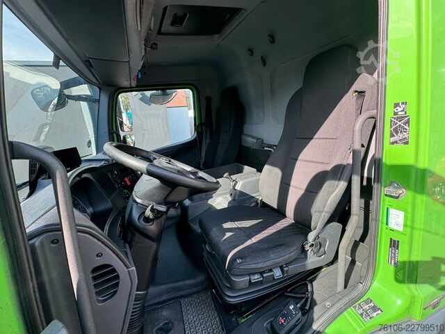 Transporter mit Pritsche & Plane MERCEDES-BENZ Atego 818 Pritsche/Schiebeplane mit Ladebordwand