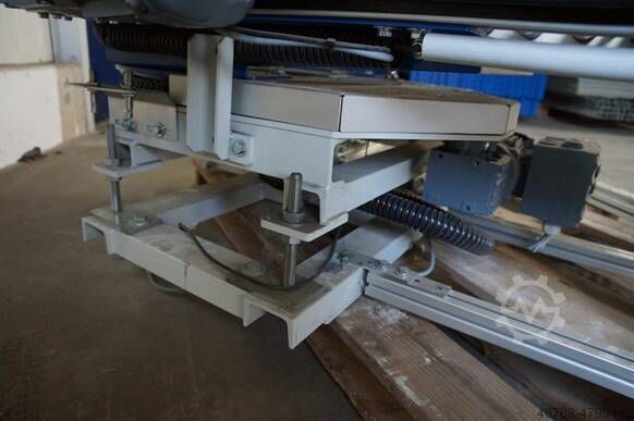 Angetr. Rollenbahn mit Drehkranz Siemens Dematic 