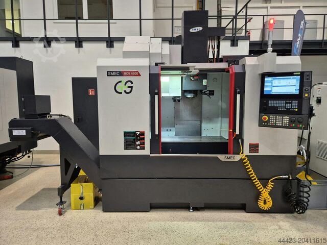 3-Achs Bearbeitungszentrum SMEC MCV 4600