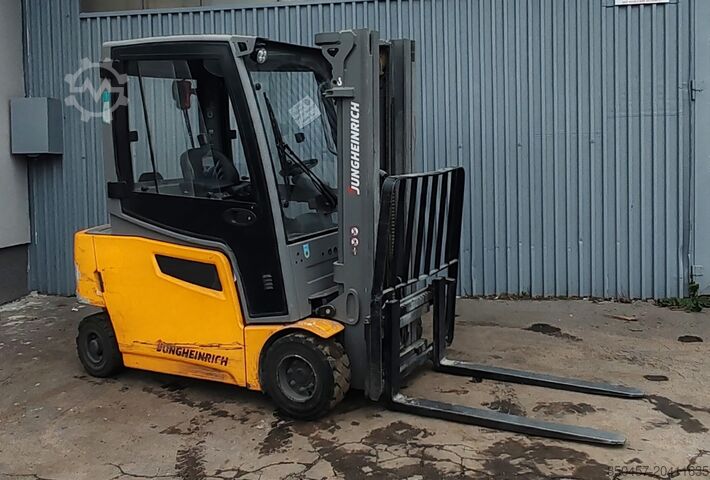 Elektrisch â 4 RĂ€der Jungheinrich EFG 320 li-ion 1449MH!/ 4.25m/ 2020yy