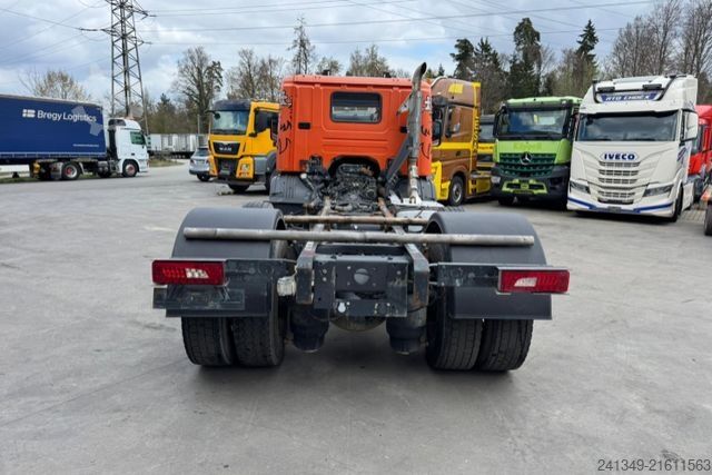 Truck chassis SCANIA P370 6x2