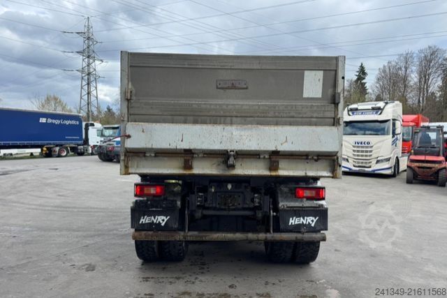 Kipper LKW VOLVO FMX-500 8x4 Moser 3S