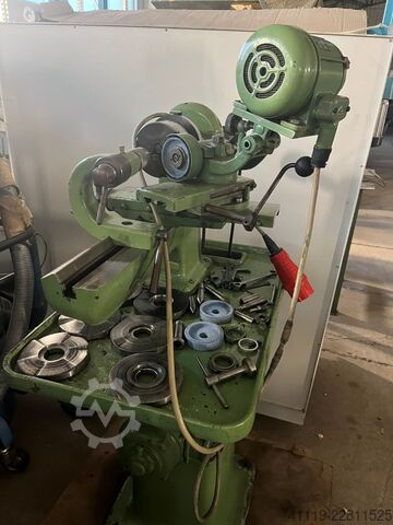 Gewindebohrerschleifmaschine (?)  