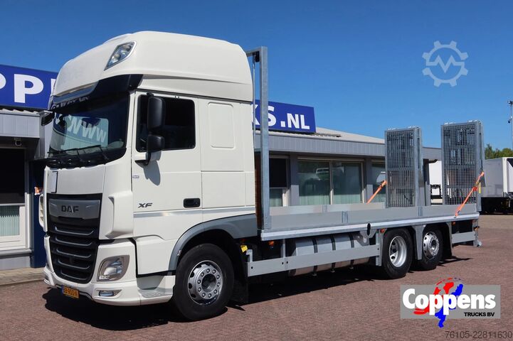 Autotransporter DAF XF 450 106 XF 450 6x2 Oprijwagen/Machine transport