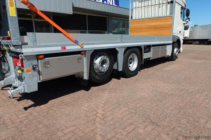 Autotransporter DAF XF 450 106 XF 450 6x2 Oprijwagen/Machine transport