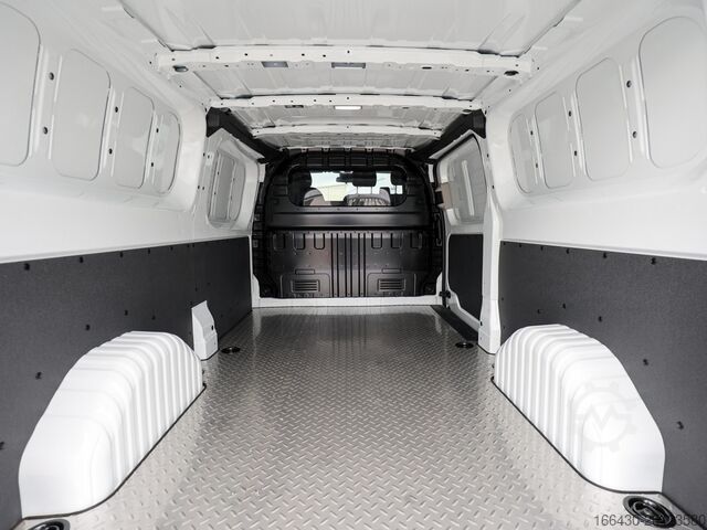 Panel van Maxus DELIVER 7