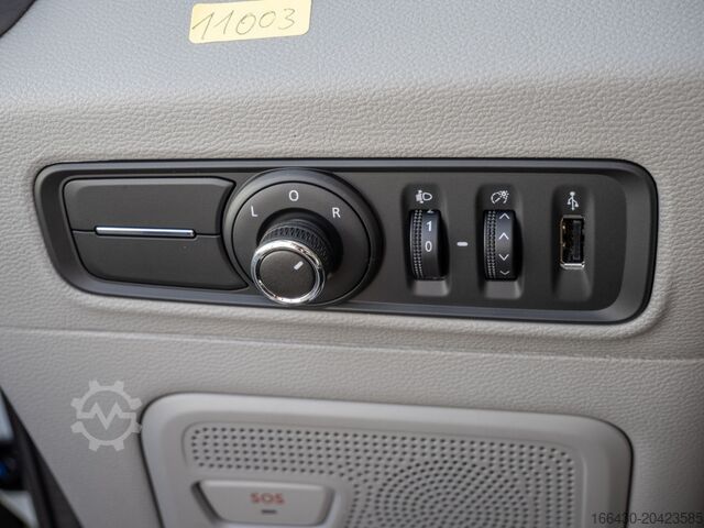 Panel van Maxus DELIVER 7