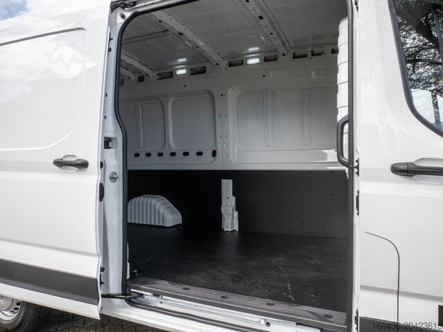 Panel van Maxus DELIVER 9