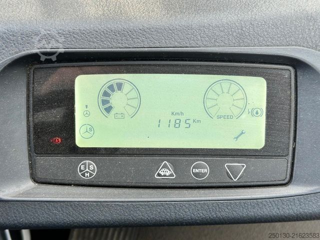 Frontstapler DOOSAN BR16R-7 Elektro Frontstapler mit Ladegerät