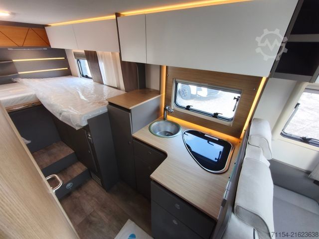 Teilintegriertes Wohnmobil LMC Tourer T 660G