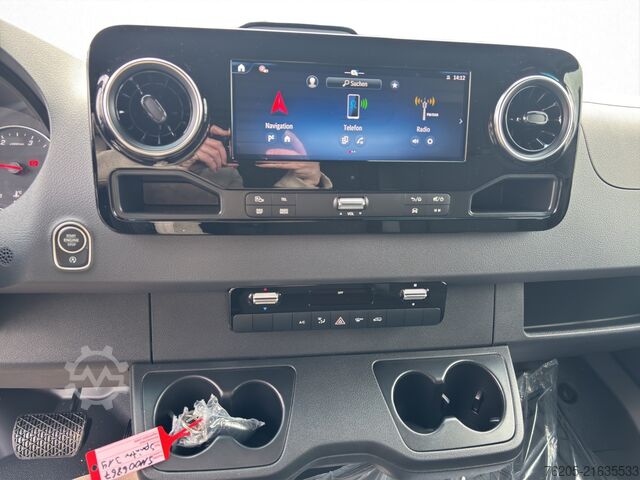 Panel van Mercedes-Benz Sprinter 319 CDI Kasten PRO Hochdach Lang AHK