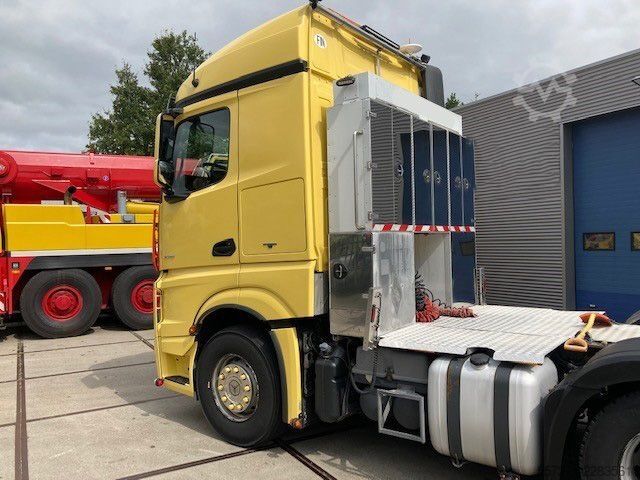 Heavy load Mercedes-Benz Actros 3351 6x4