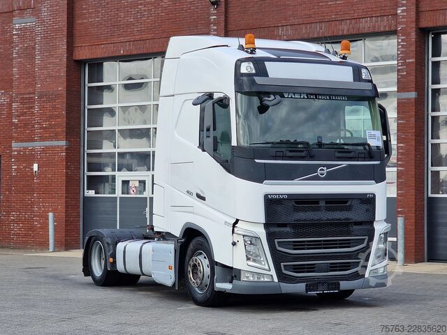 Standard-SZM Volvo FH 13.460 Globetrotter 4x2 - Low deck - Full ai...