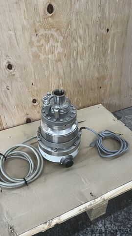 Vakuumpumpe Pfeiffer TPU 520