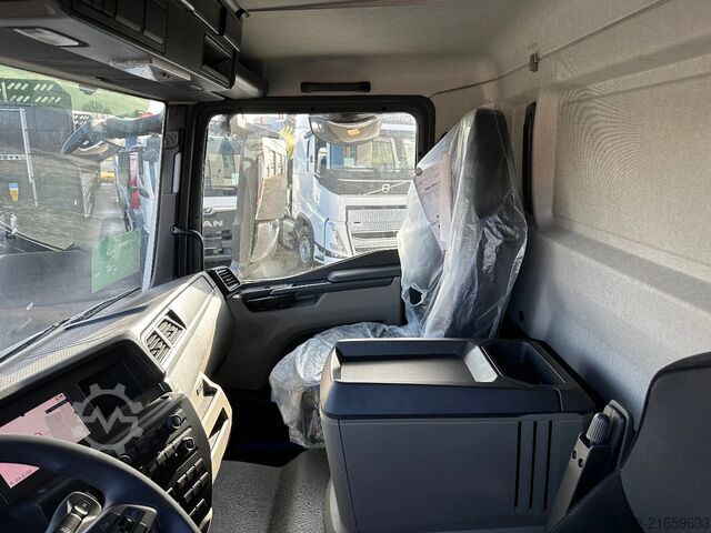 3-Seiten-Kipper MAN TGM 18.320 4x4 3-Seiten Krankipper PALFINGER