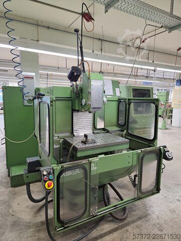 Universal Werkzeugfräs- und Bohrmaschine Friedrich Deckel AG FP 3NC