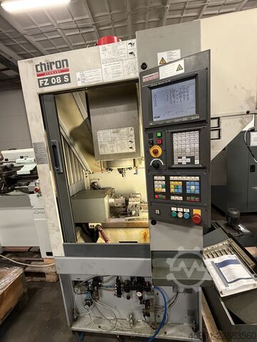 Vertikales Bearbeitungszentrum CHIRON FZ 08 five axis precision