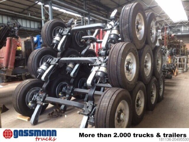 Autotransporter LKW Iveco EuroCargo ML160E32 4x2 mit Teilen für Anhänger