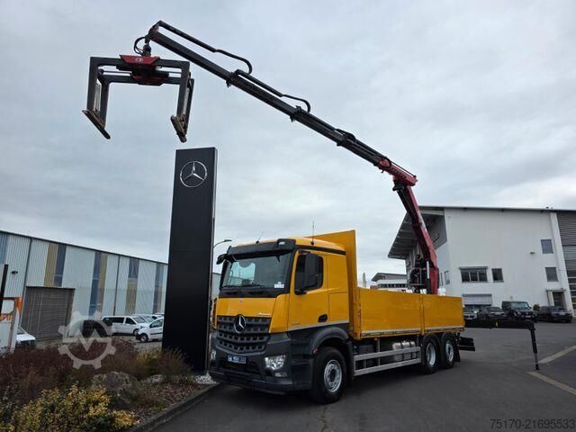 Plattformanhänger Mercedes-Benz Arocs 2545 L 6x2 HMF 2110L Zange Retarder