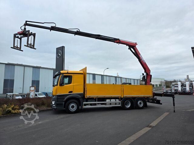 Plattformanhänger Mercedes-Benz Arocs 2545 L 6x2 HMF 2110L Zange Retarder