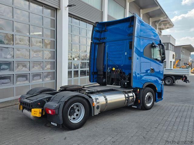 Standard-SZM Iveco S-Way AS440S46T/FP NP LNG Intarder