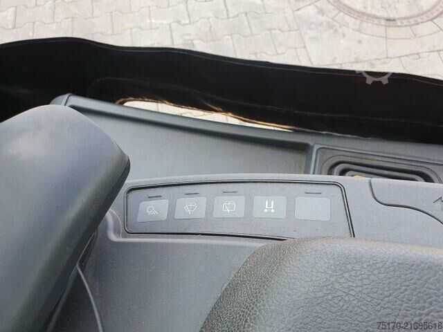 Gabelstapler Jungheinrich EFG 215 / Triplex 4.25m / SS / nur 1.680h / 2021