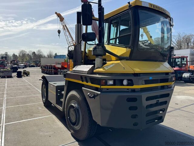 Terminal tractor Terberg RT 382