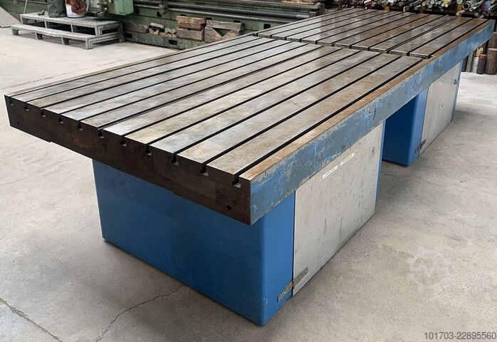Cast iron bed Taque en fonte rainurée 3650 x 1370 x 150 mm