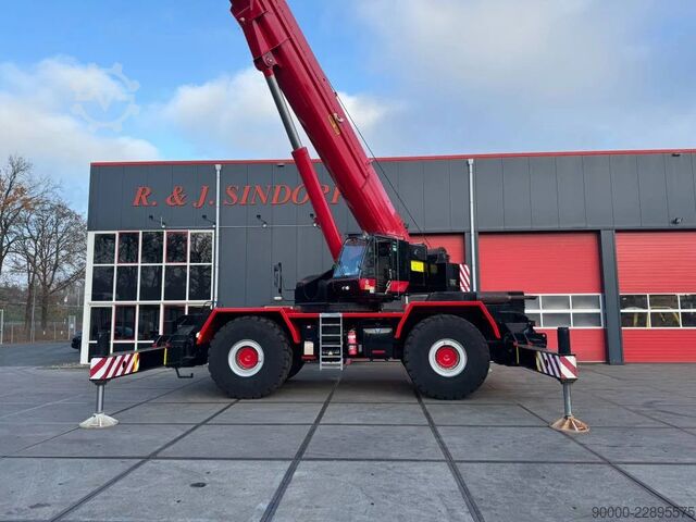 Geländekran Terex RT100