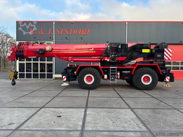 Geländekran Terex RT100