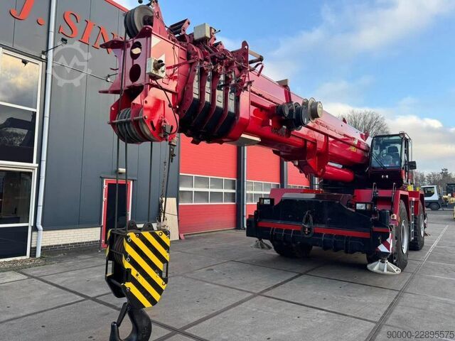 Geländekran Terex RT100