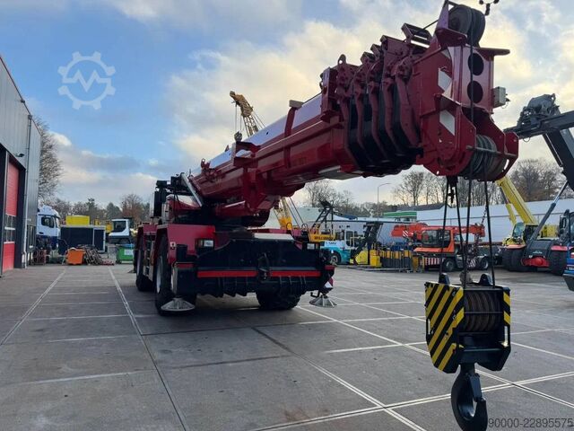 Geländekran Terex RT100