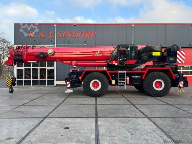 Geländekran Terex RT100