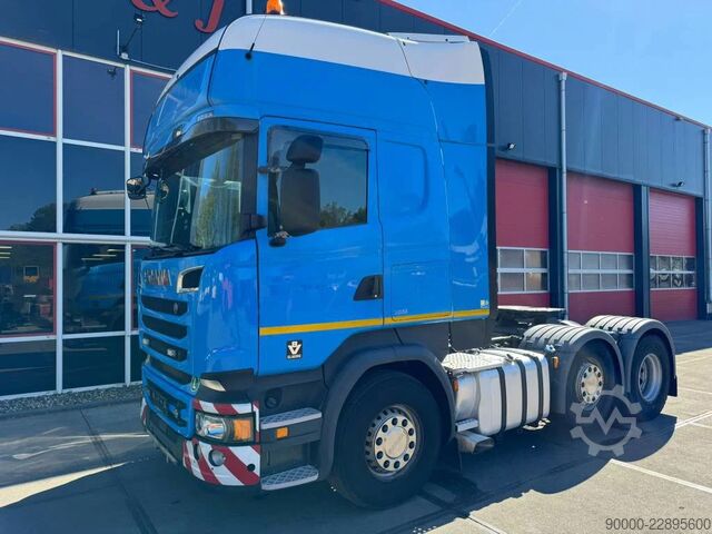 Standard tractor Scania R520 LA