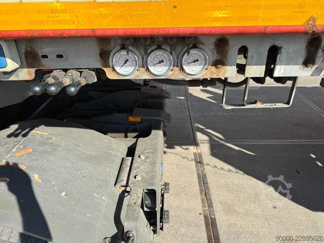 Low loader Nooteboom MCO-121-08V