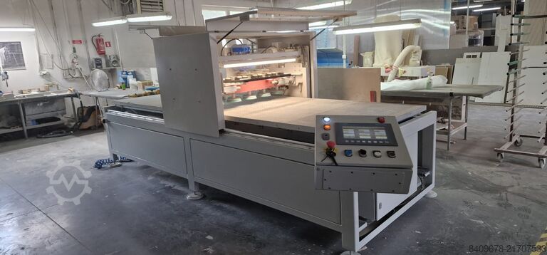 Polishing machine for lacquered fronts STYL24 Maszyna polerująca fronty meblowe