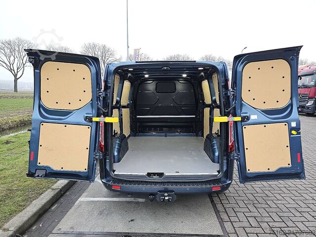 High-roof van FORD TRANSIT CUSTOM 2.0 L1H1 Navi Camera AC!