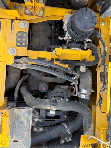 Crawler excavator Komatsu PC 228 USLC-11