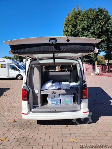 Wohnmobil Volkswagen California Ocean 2023 | Cambio automatico | Tetto a soffietto
