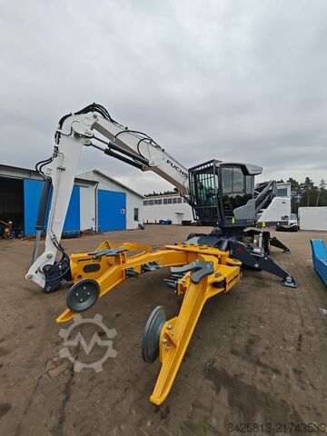 Material handler Fuchs MHL 320 F inkl. Powerhand VRS 200