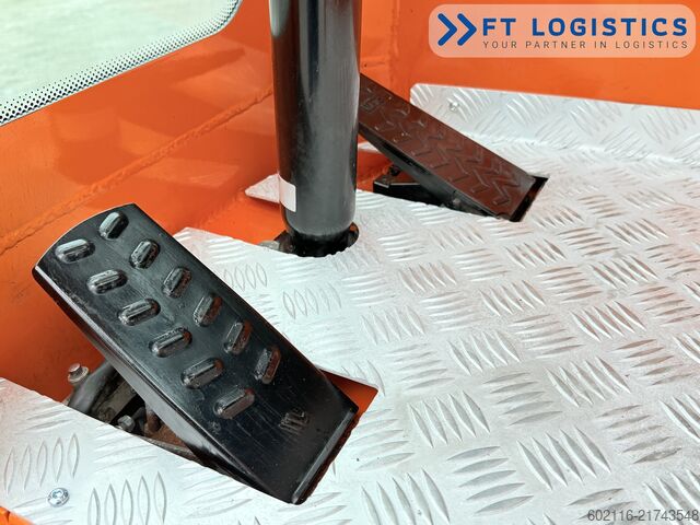 4-way forklift Combilift C4000 DIESEL TRIPLEX 6800 AIR CONDITION