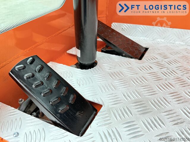 4-way forklift Combilift C4000 DIESEL TRIPLEX 6800 AIR CONDITION