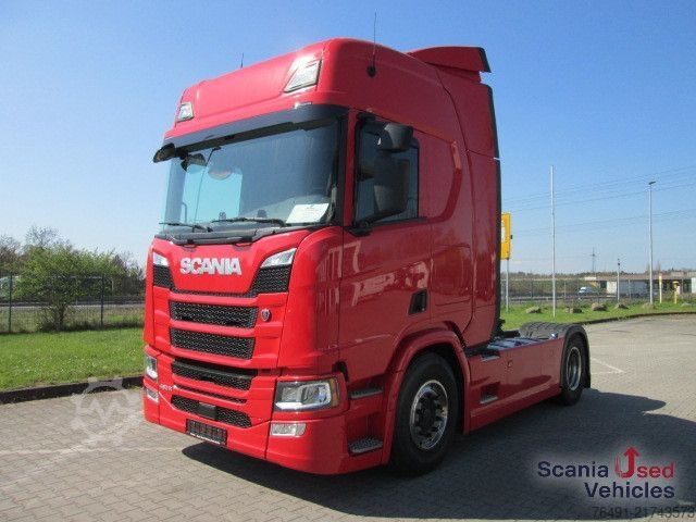 Standard tractor unit Scania R 460 A4x2NA