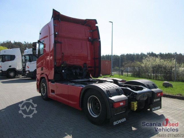 Standard tractor unit Scania R 460 A4x2NA