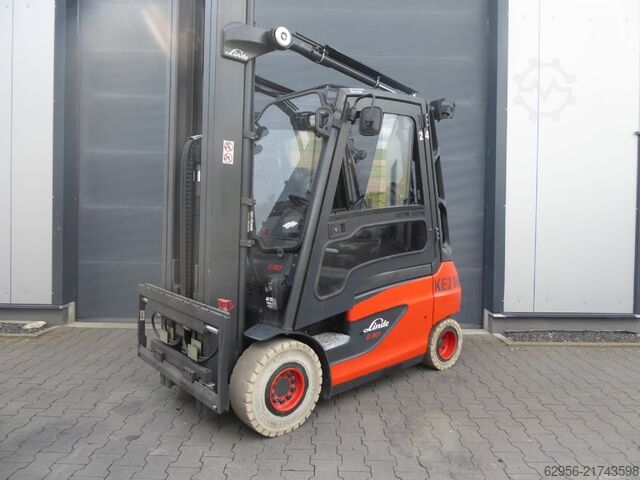 Electric 4-wheel forklift Linde E30-01